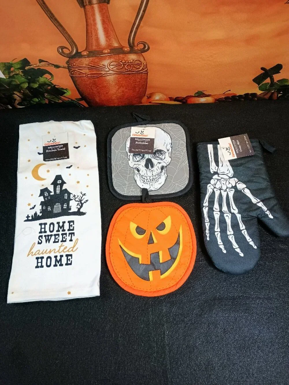 Way To Celebrate Halloween Black & Orange Spooky Kitchen Bundle Decor Set NWT